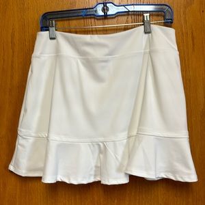 New! With tags Tommy Bahama golf skort!! Size L